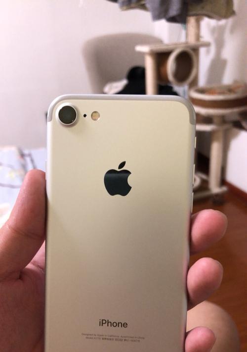 iPhone7手机测评怎么样？性能和价格如何？