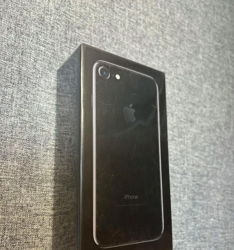 iPhone7手机测评怎么样？性能和价格如何？