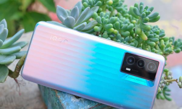 vivo iQOO Z5深度测评怎么样？性能和续航表现如何？